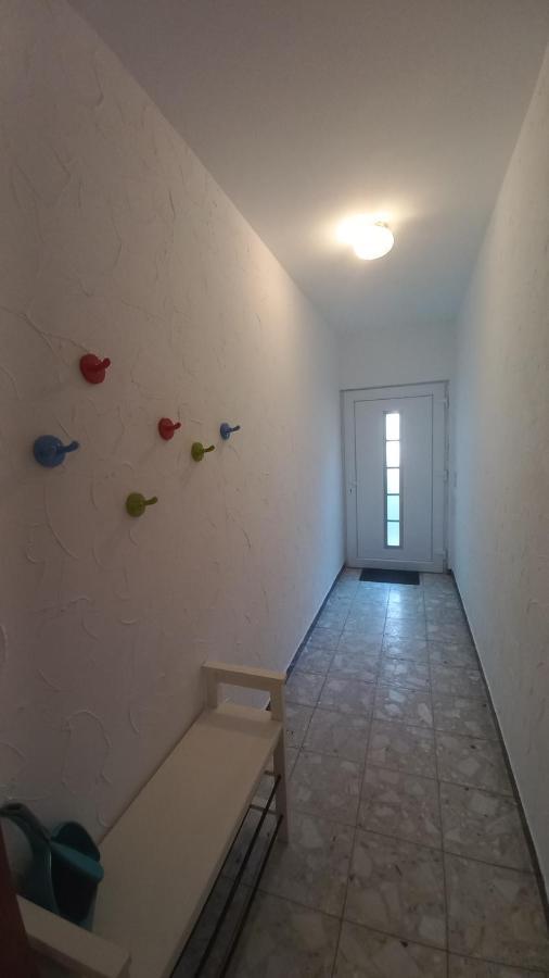 Holiday Apartment Oberveischede Bagian luar foto